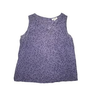 100% silk sleeveless top in a blue purple shade with a leaf pattern 💜 - Size S
